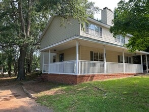 Building Photo - 25 Pointer Ln