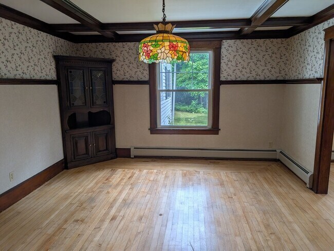 Building Photo - 298 Providence Rd