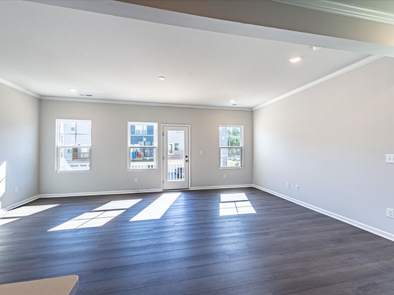 Building Photo - 235 Nahunta Dr