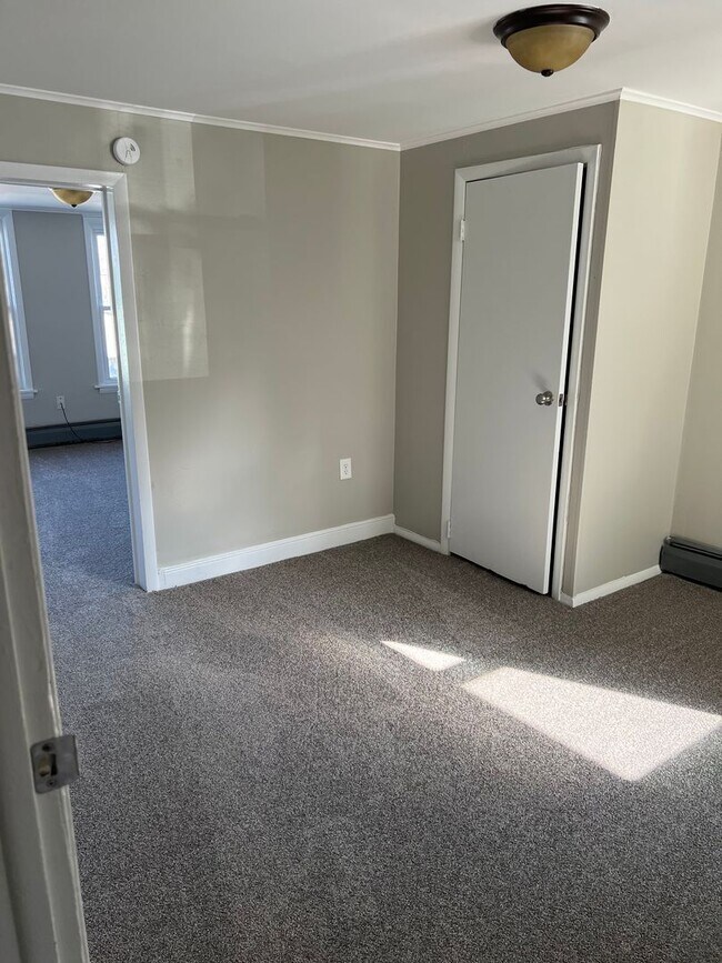 Building Photo - 2 possibly 3 Bedroom  Home In Carlisle wit...