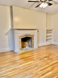 Building Photo - 1725 Yale Ave NW