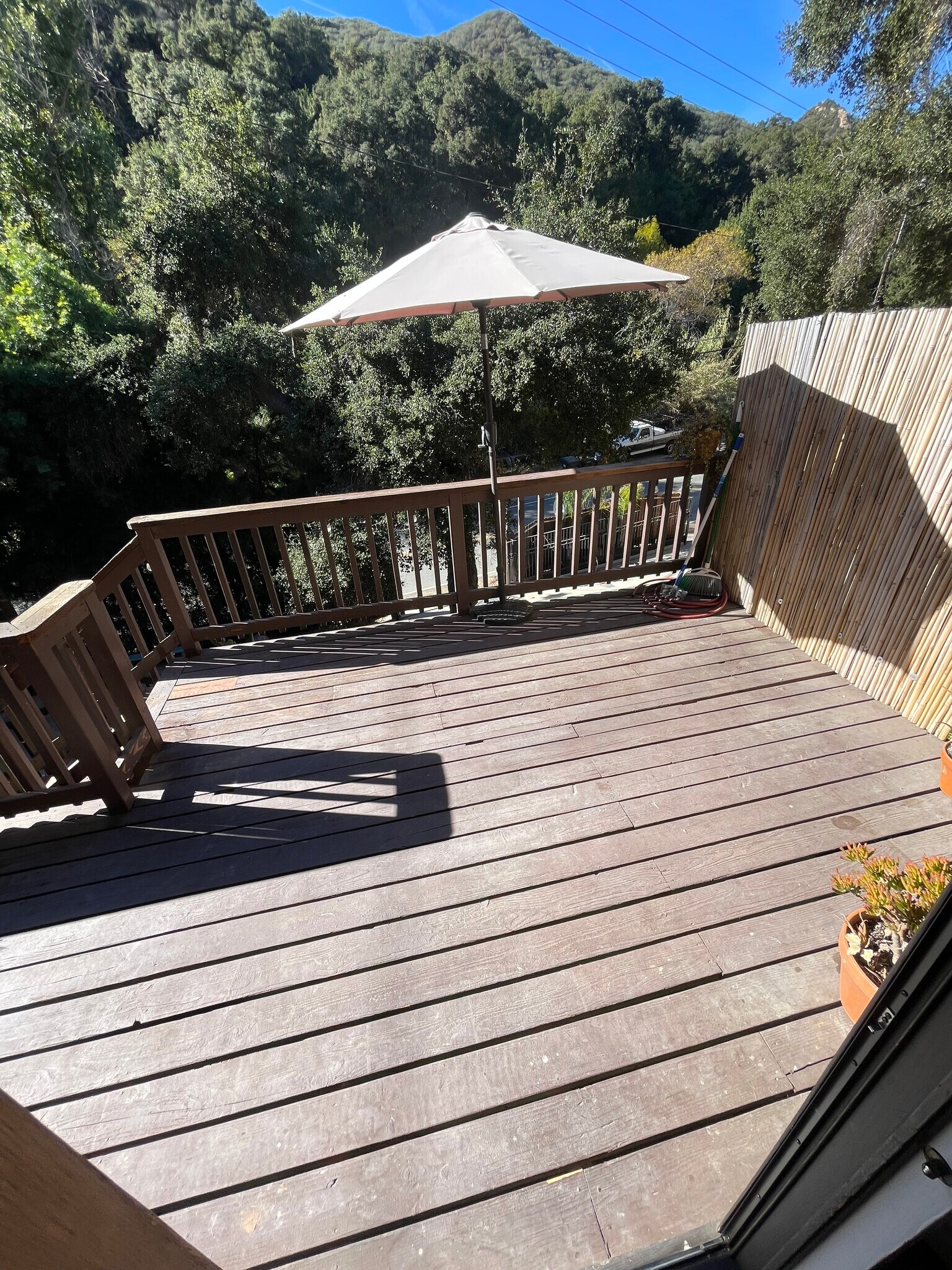 Building Photo - 754 Old Topanga Canyon Rd