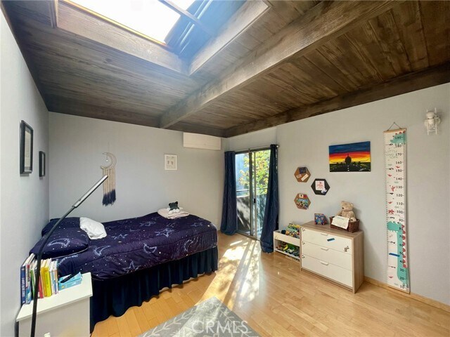 Building Photo - 11616 Chenault St