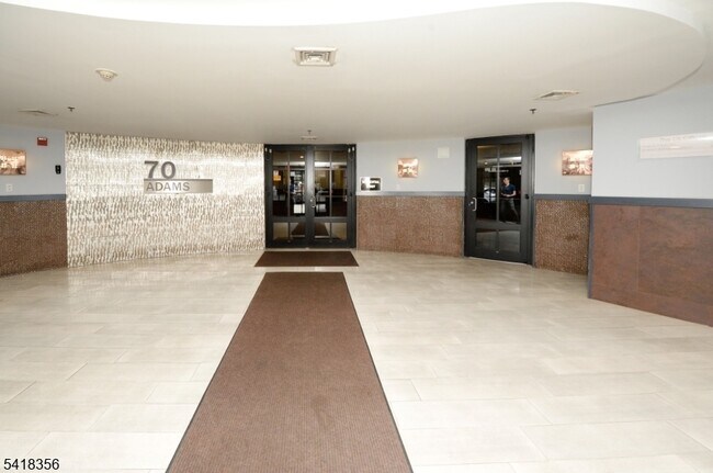 Building Photo - 70 Adams St