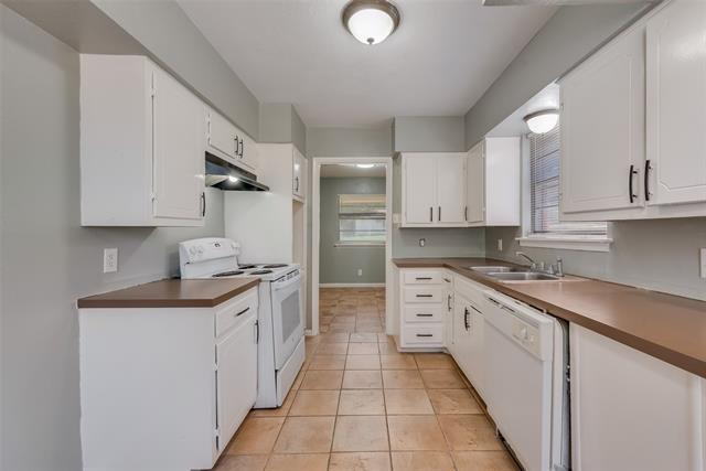 Building Photo - 914 British Blvd