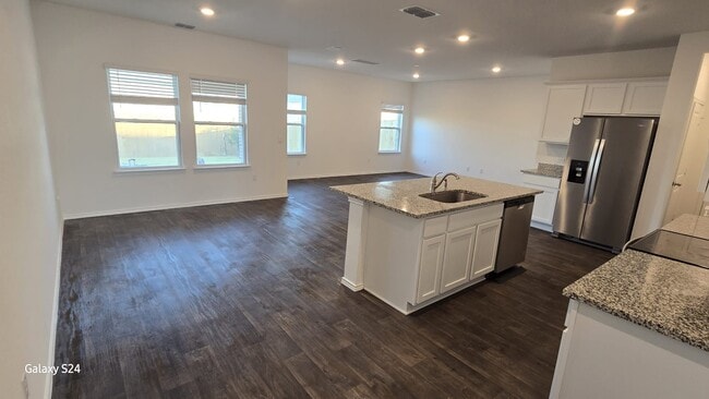 Building Photo - 14821 Perlino Wy