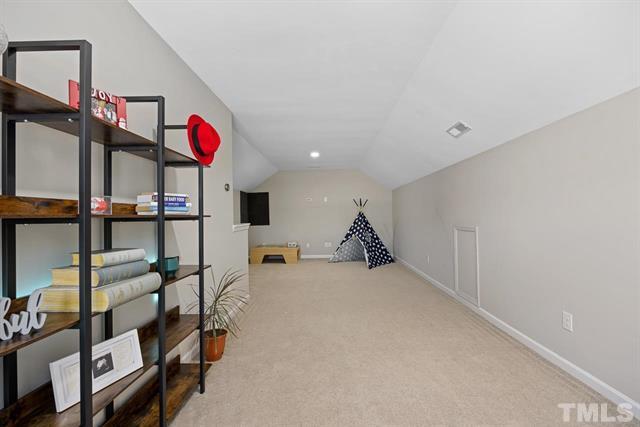 Building Photo - 2418 Pilsley Rd