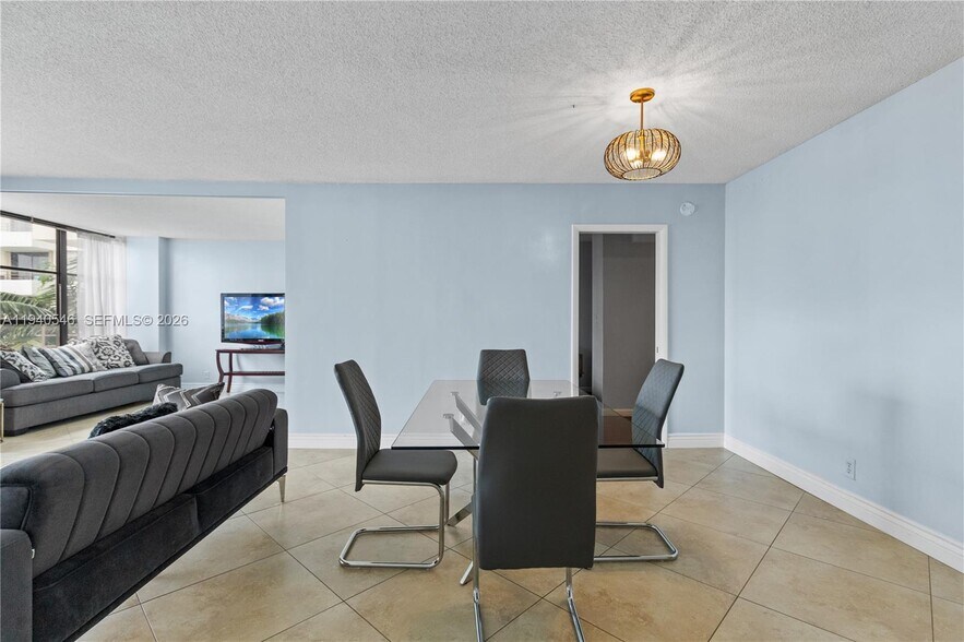 Building Photo - 600 Three Islands Blvd