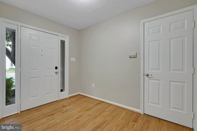 Building Photo - 44030 Gala Cir
