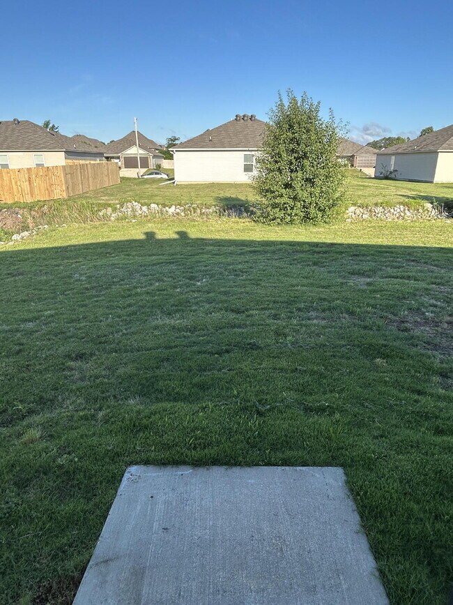 Building Photo - "Charming 3-Bed, 2-Bath Brookland Home wit...