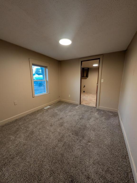 Building Photo - 626 E Jackson St