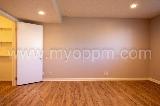 Building Photo - Beautiful 4 Bed 2 Bath Home for Rent in Mi...