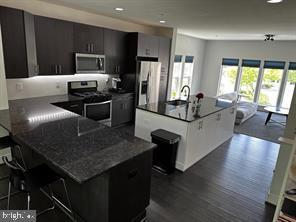Building Photo - 1414 Piccard Dr