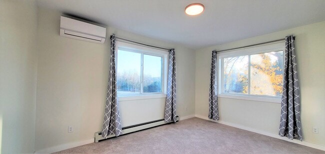 Building Photo - Renovated Farmhouse, 30+ Acres with Pole Barn!