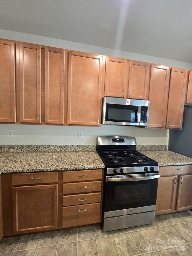 Building Photo - 7446 Sienna Heights Pl
