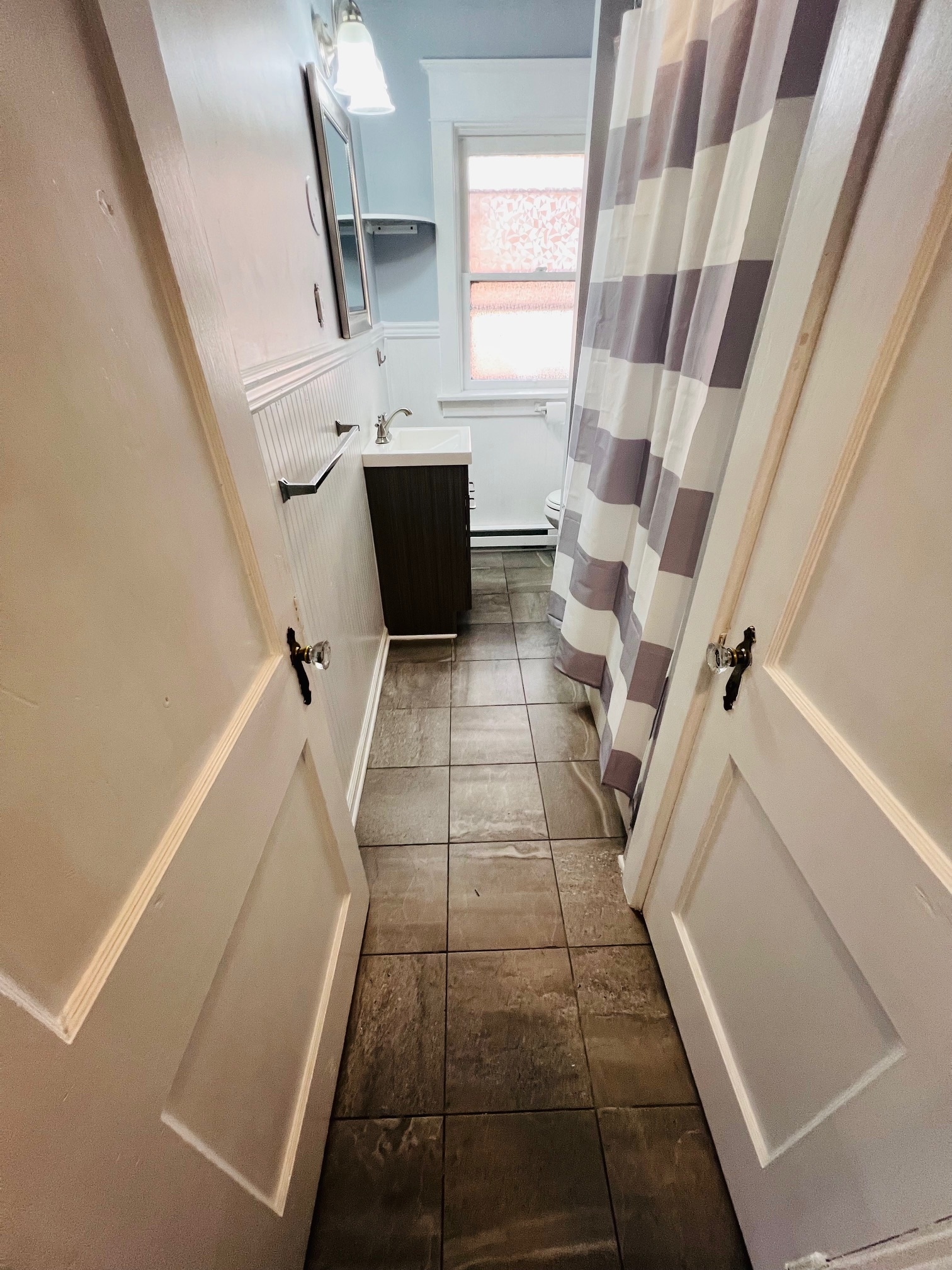 Building Photo - 545 Benton St