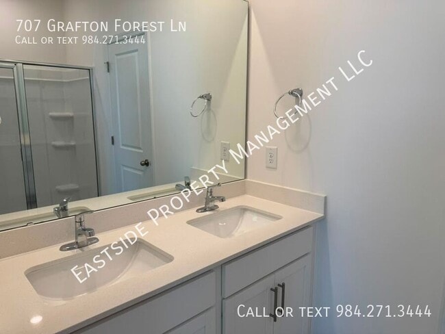 Building Photo - 707 Grafton Frst Ln
