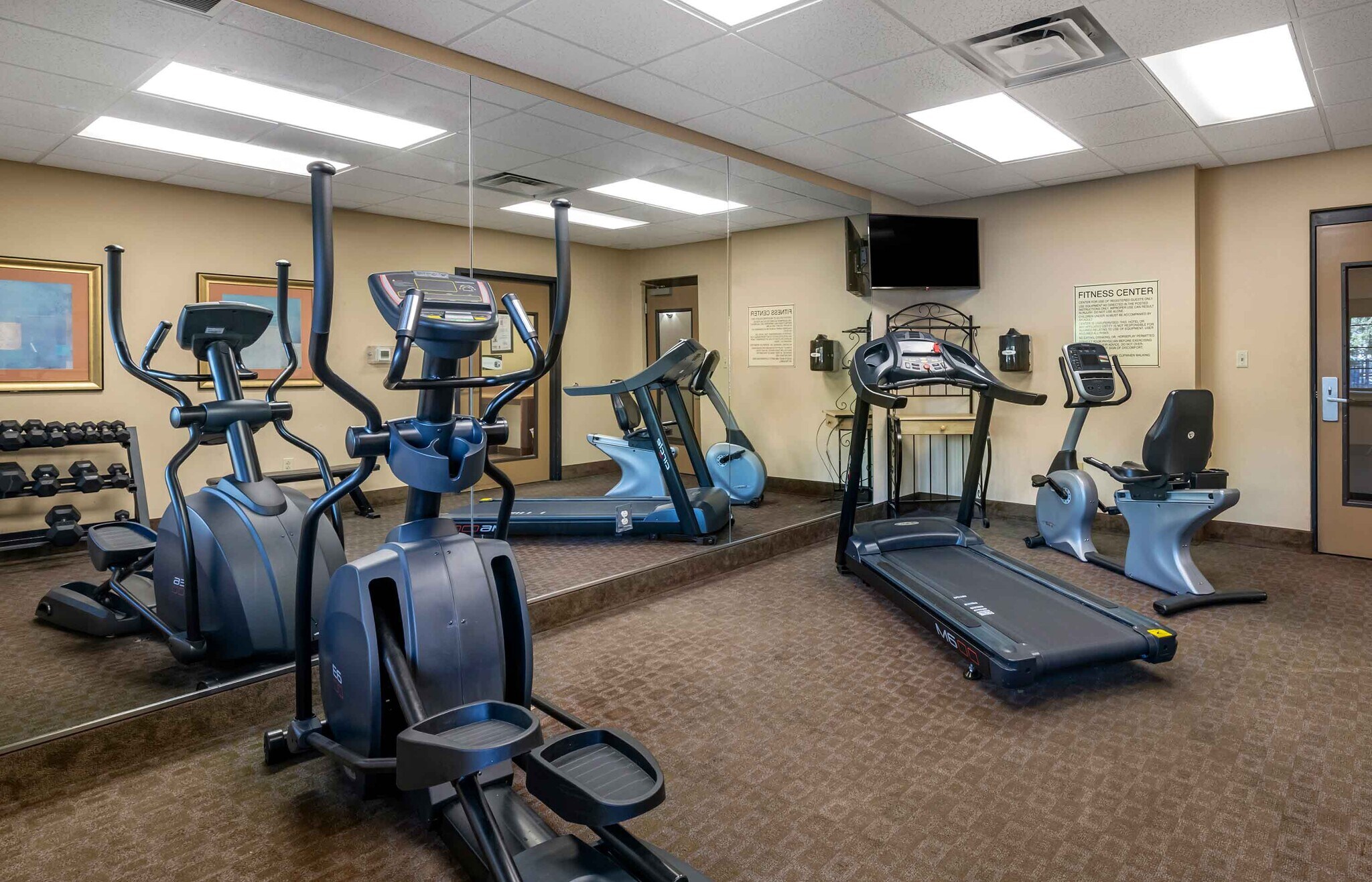 Building Photo - Furnished Studio-Lakeland - I-4