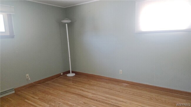 Building Photo - 79 Rosemont Dr