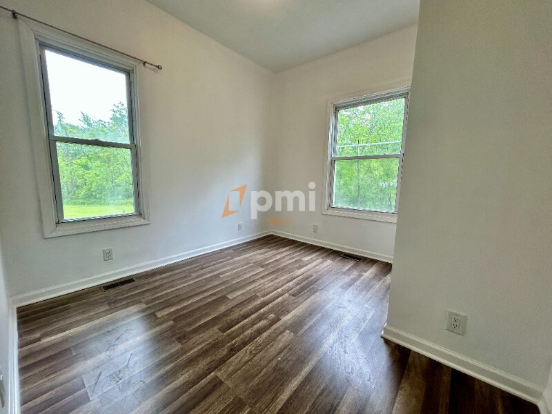 Building Photo - 13328 Edison St