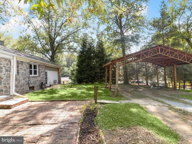 Building Photo - 3116 Bethany Ln
