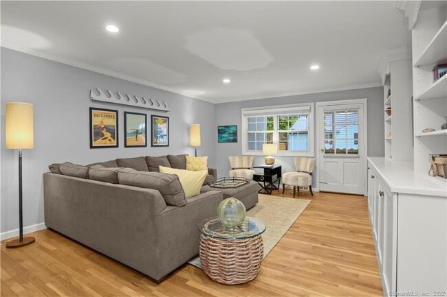 Building Photo - 245 Unquowa Rd