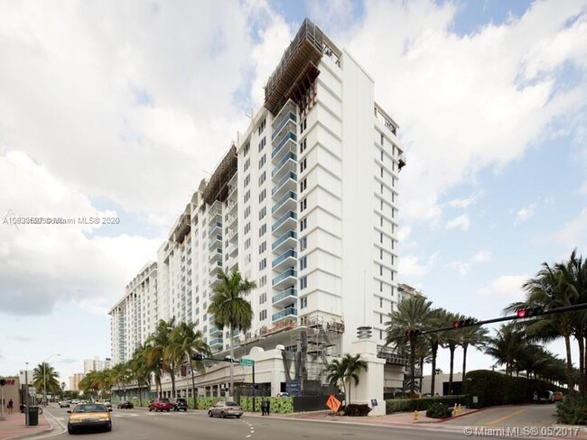 Building Photo - 2301 Collins Ave