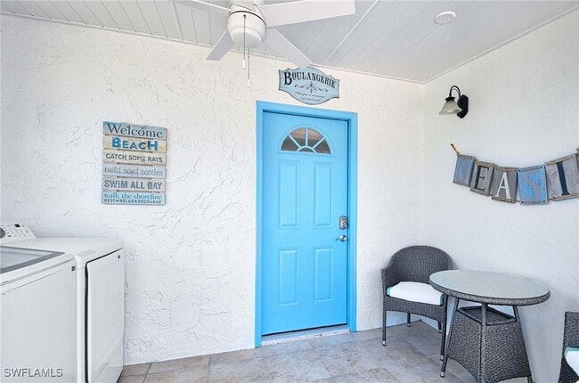 Building Photo - 827 100th Ave N