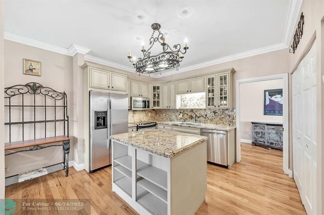 Building Photo - 7644 Elm Ridge Dr