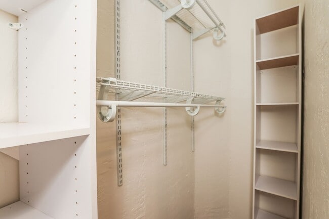 Building Photo - Beautifully Renovated Berkeley Unit!