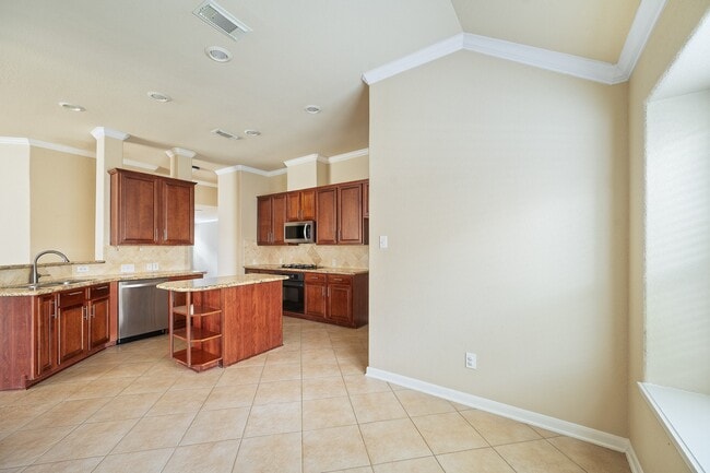 Building Photo - 9515 Denfield Ln