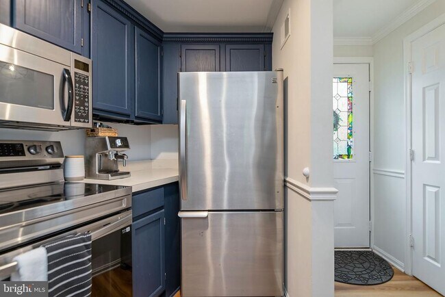 Building Photo - 7317 Castleberg Ct