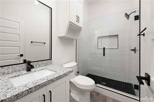 Building Photo - 17 Joscelyn Dr