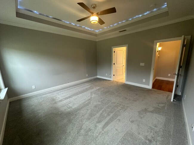 Building Photo - 514 Sapphire Dr