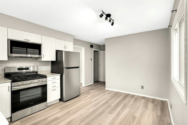 Building Photo - 510 Shadyside Cir