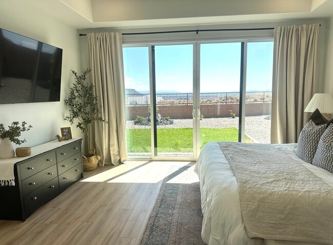 Building Photo - 655 S Lesina Hts Dr