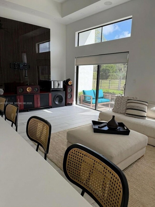 Building Photo - 4384 NW 8th Ct