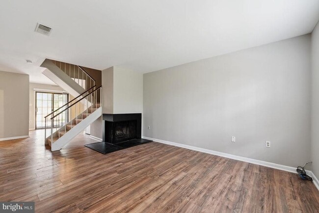 Building Photo - 2053 Headlands Cir
