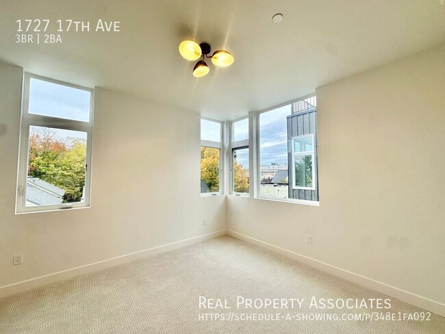 Building Photo - 1727 17th Ave