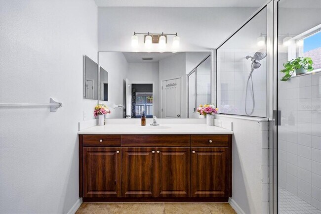 Building Photo - 4905 Boston Common Glen