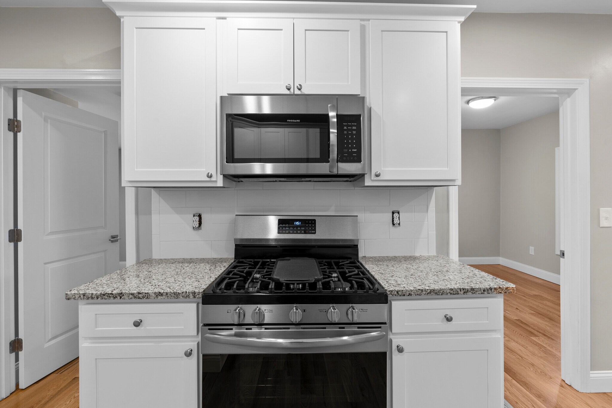 Building Photo - 376 Arnolds Neck Dr