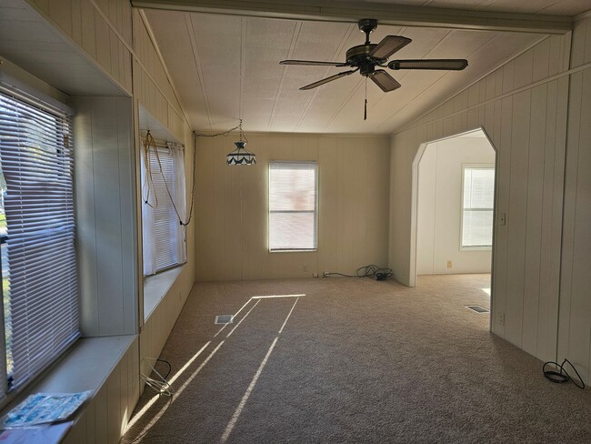 Building Photo - NICE & LARGE!  2 BEDROOM / 2 BATH MANUFACTURED HOME (55 + COMMUNITY - EAST ORLANDO)