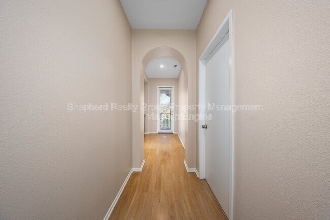 Building Photo - 2985 Breezy Meadow Cir