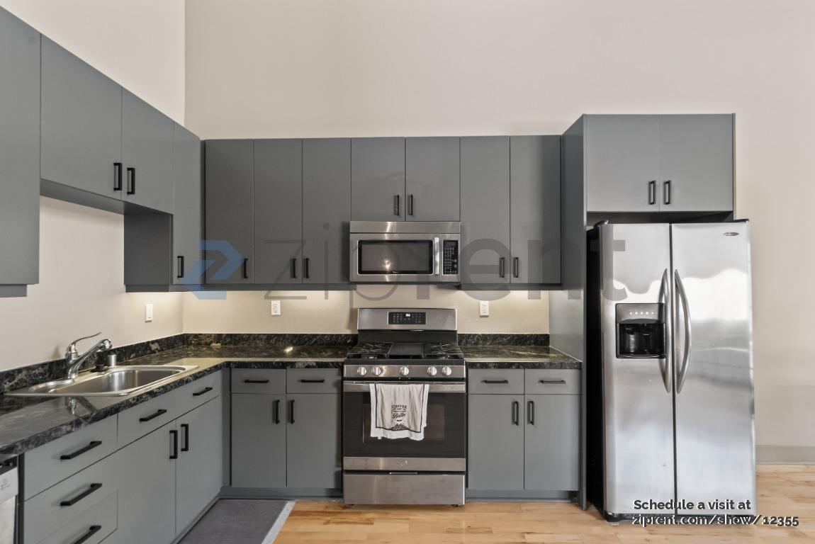 Building Photo - 590 6th St
