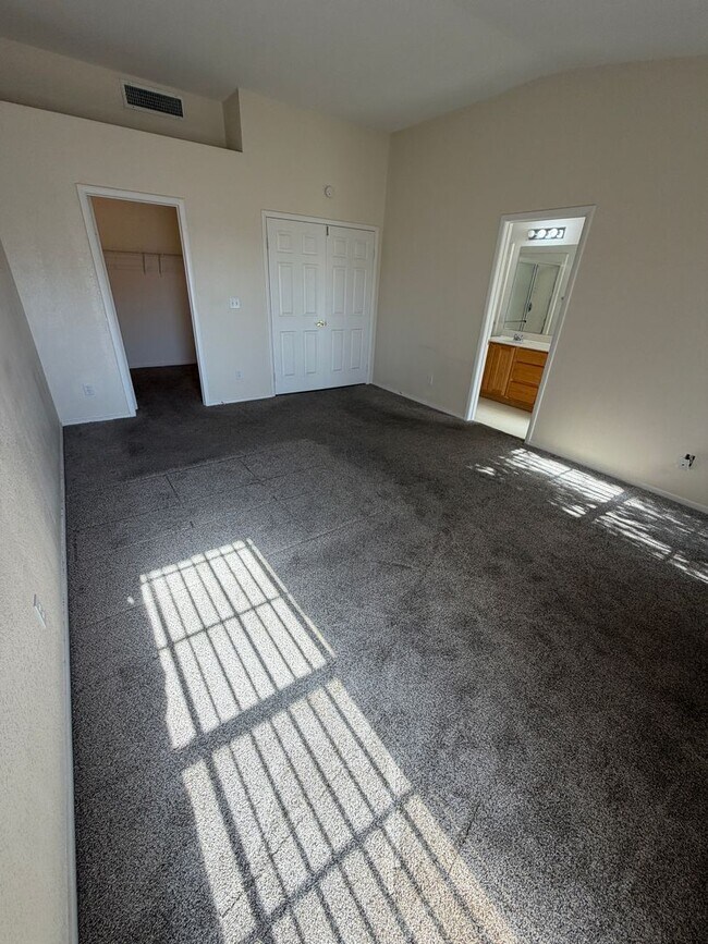 Building Photo - AMERICANA Property Mgmt - Charming 55+ Single-Story in Guard-Gated Los Prados!