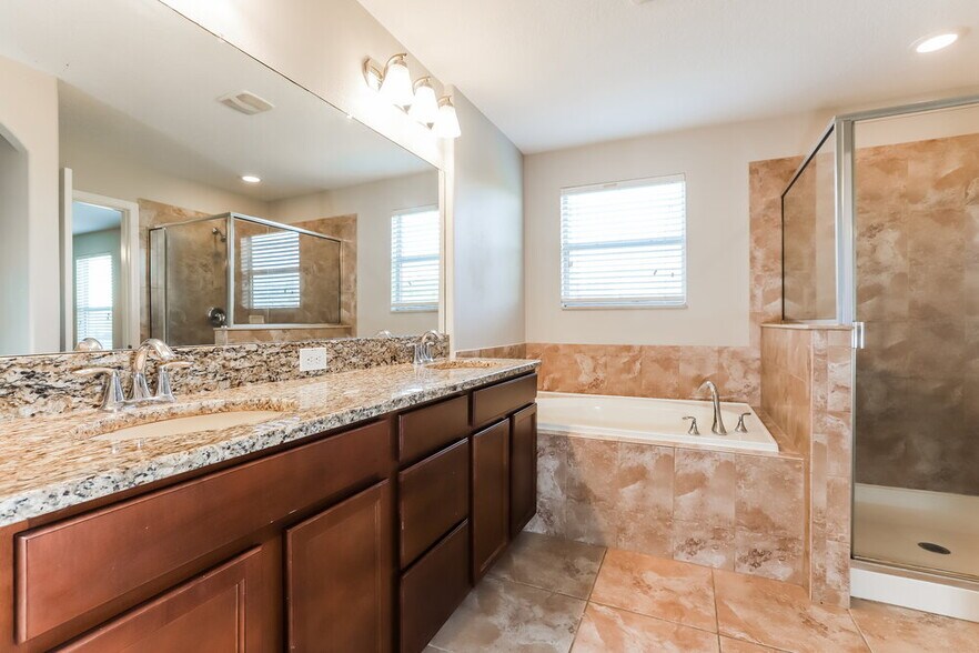 Building Photo - 2116 Richwood Pike Dr