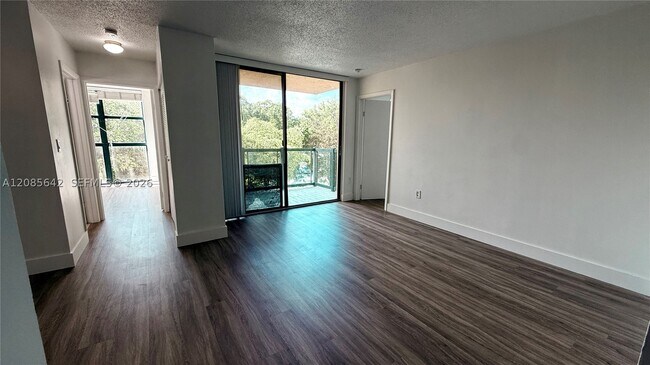 Building Photo - 11800 SW 18th St