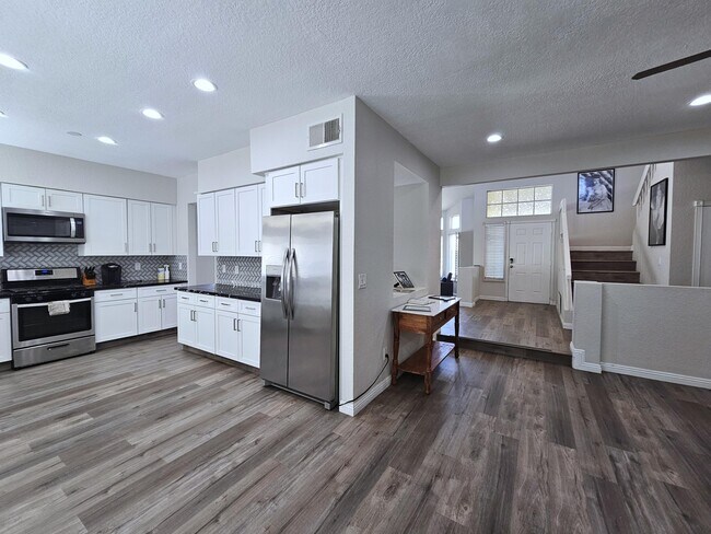 Building Photo - 69911 Willow Ln
