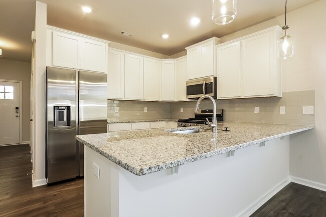 Building Photo - 6244 Whirlaway Rd