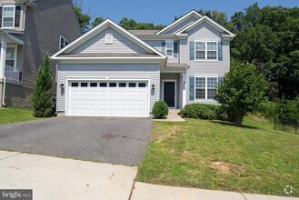 Building Photo - 1600 Hudgins Farm Cir